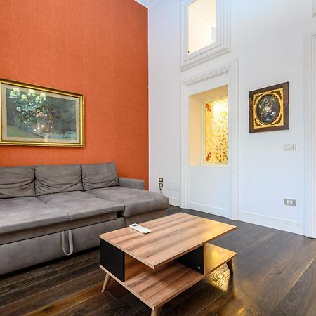 Via Carlo De Cesare 15 Appartement Napels Buitenkant foto