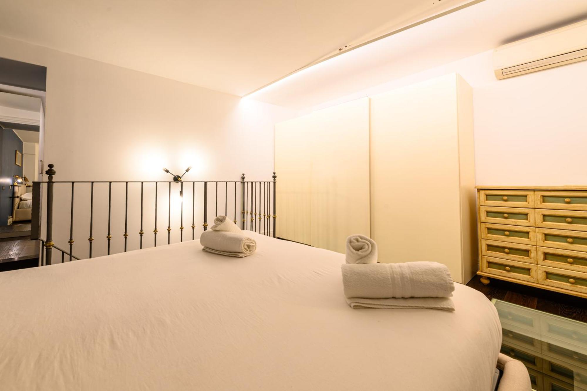 Via Carlo De Cesare 15 Appartement Napels Buitenkant foto
