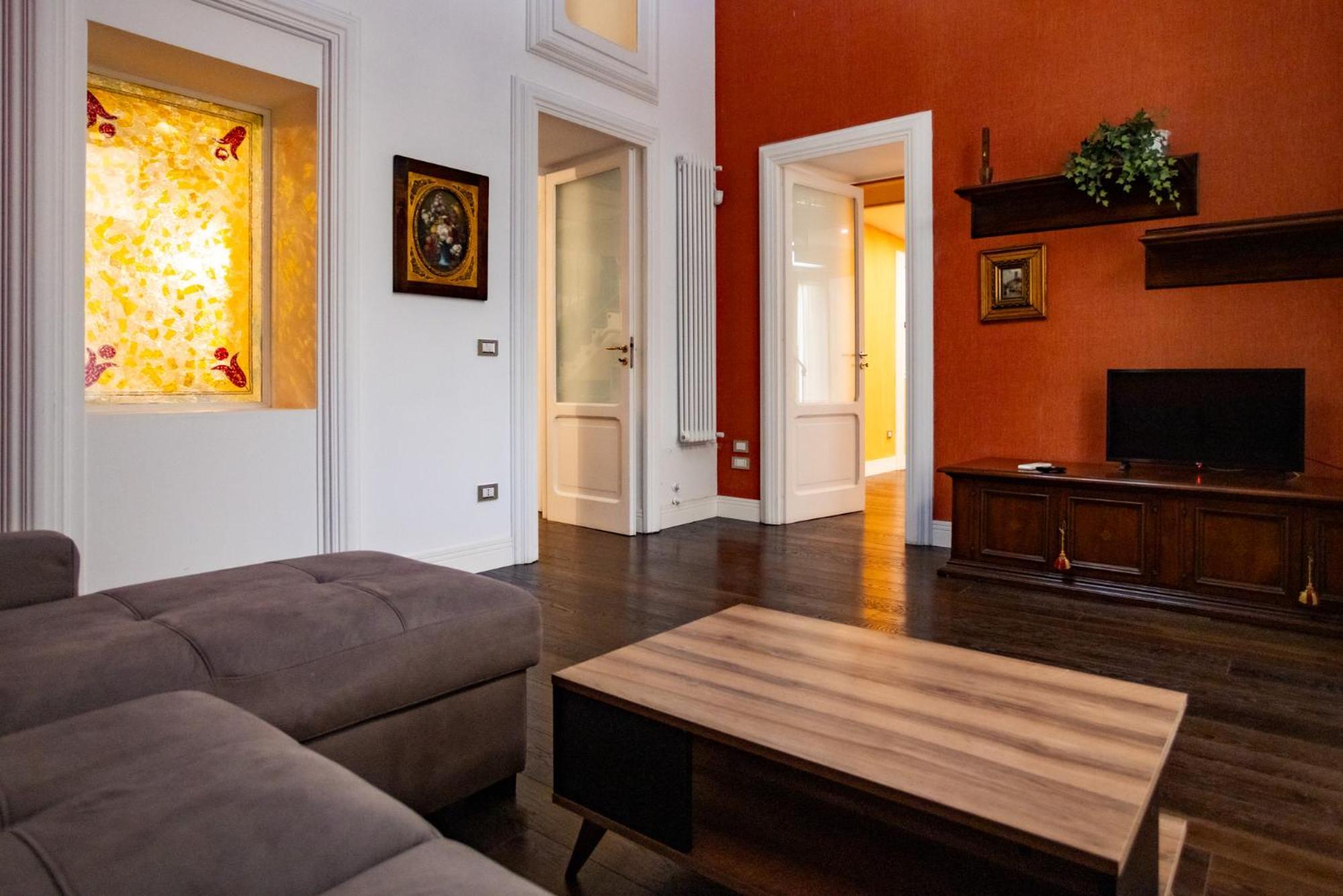 Via Carlo De Cesare 15 Appartement Napels Buitenkant foto