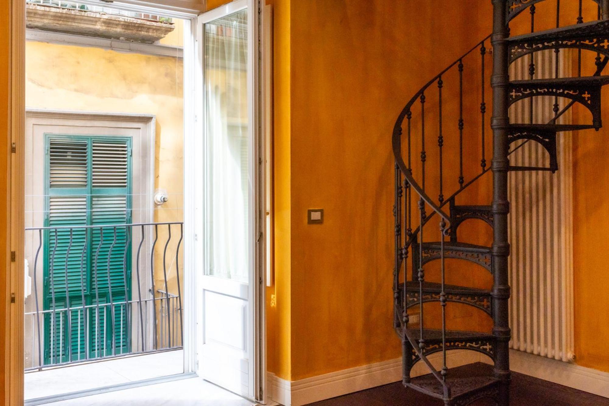 Via Carlo De Cesare 15 Appartement Napels Buitenkant foto